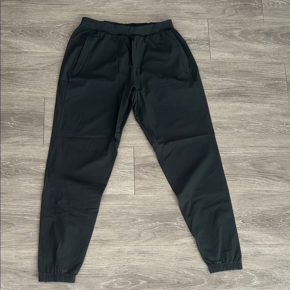 Lululemon Pace Breaker Men’s Joggers
